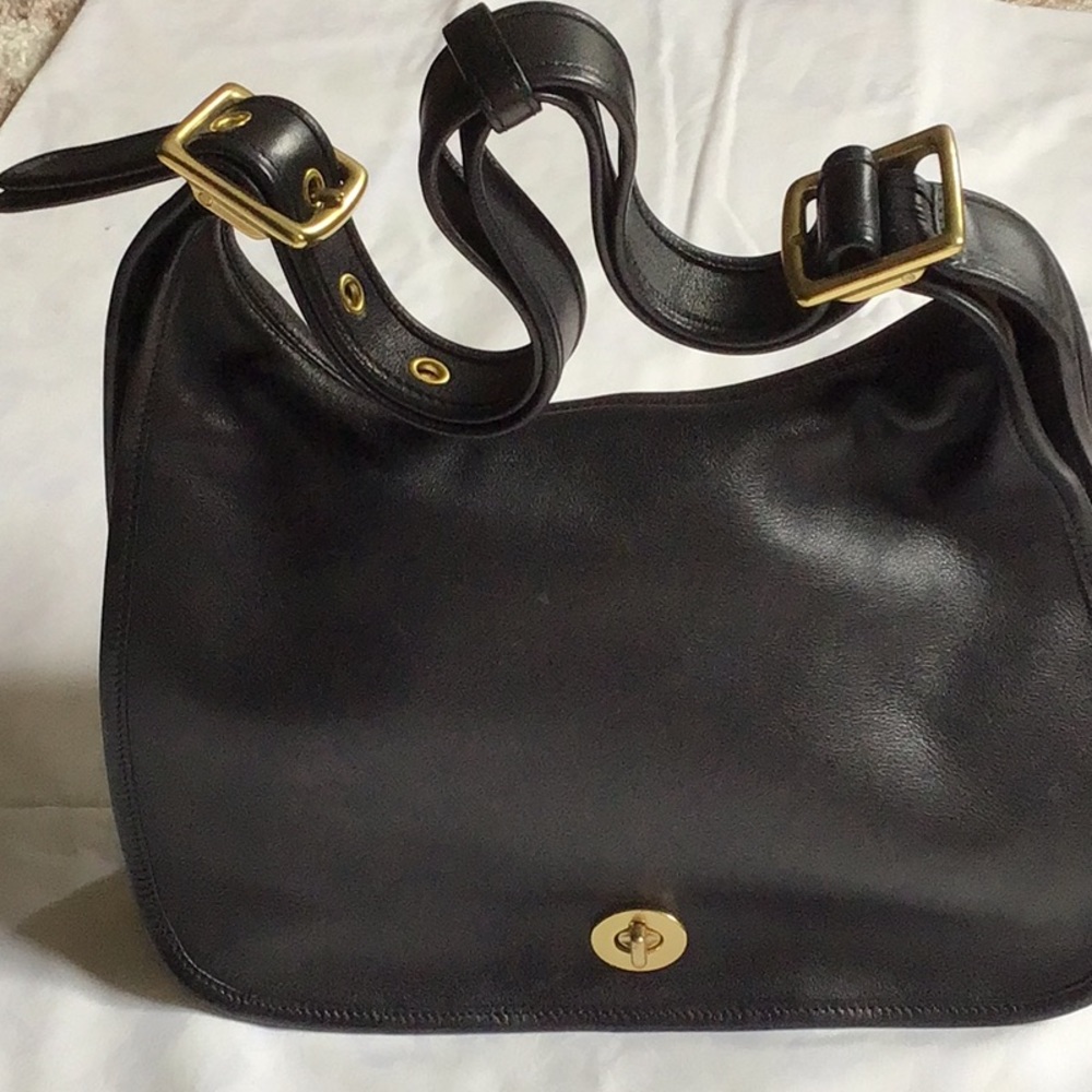 Vintage COACH Leather flap top shoulder bag